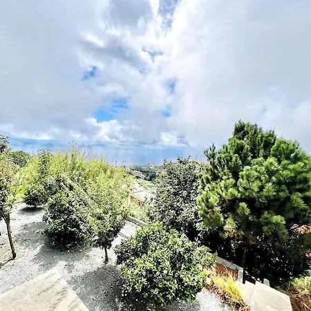 Casa Amarela By Your Madeira فندق 4*