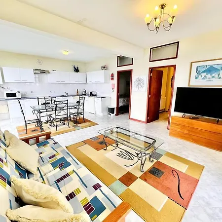 فندق Casa Amarela By Your Madeira 4*