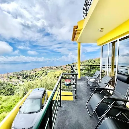 Hotell Casa Amarela By Your Madeira 4*