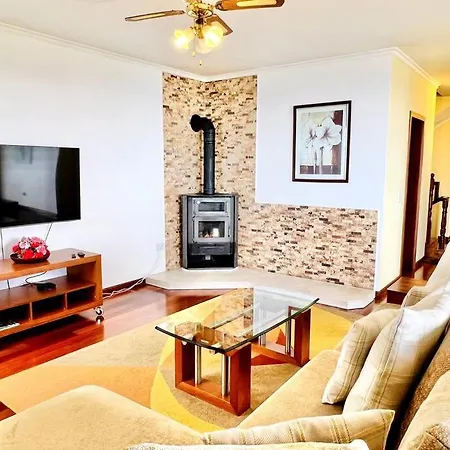 Casa Amarela By Your Madeira بونتا دو سول