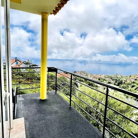 Casa Amarela By Your Madeira