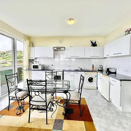 Casa Amarela By Your Madeira Hotel 4*