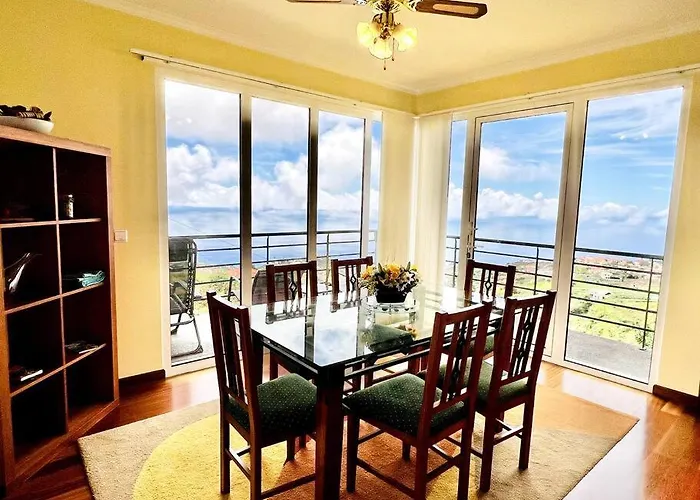 Casa Amarela By Your Madeira 4*