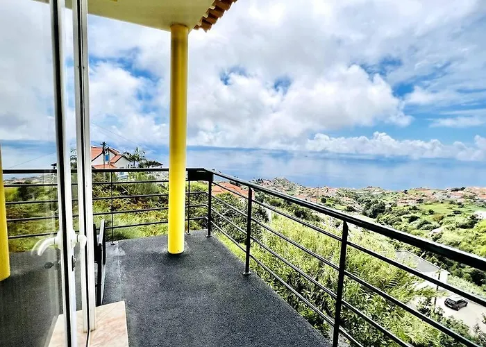Casa Amarela By Your Madeira