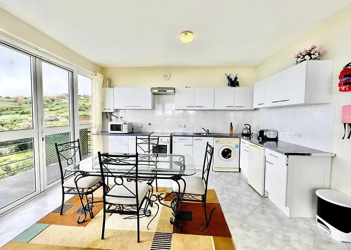 Casa Amarela By Your Madeira Hotel 4*